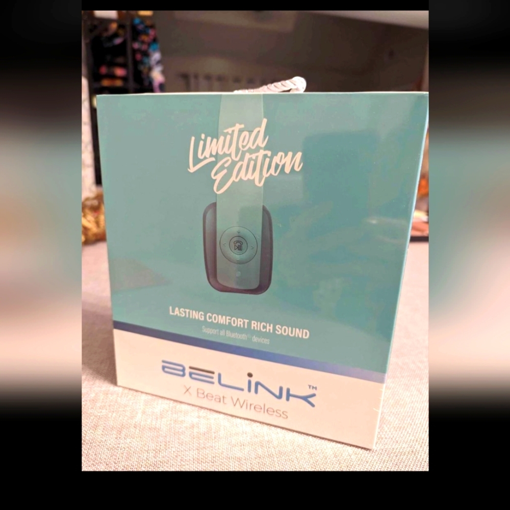 BeLink wireless headphones - Limited edition Tiffany Blue
